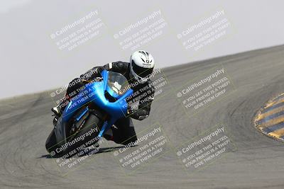 media/Mar-28-2022-Superbike Trackdays (Mon) [[b8603d0f67]]/Open Track Time/Turn 12/